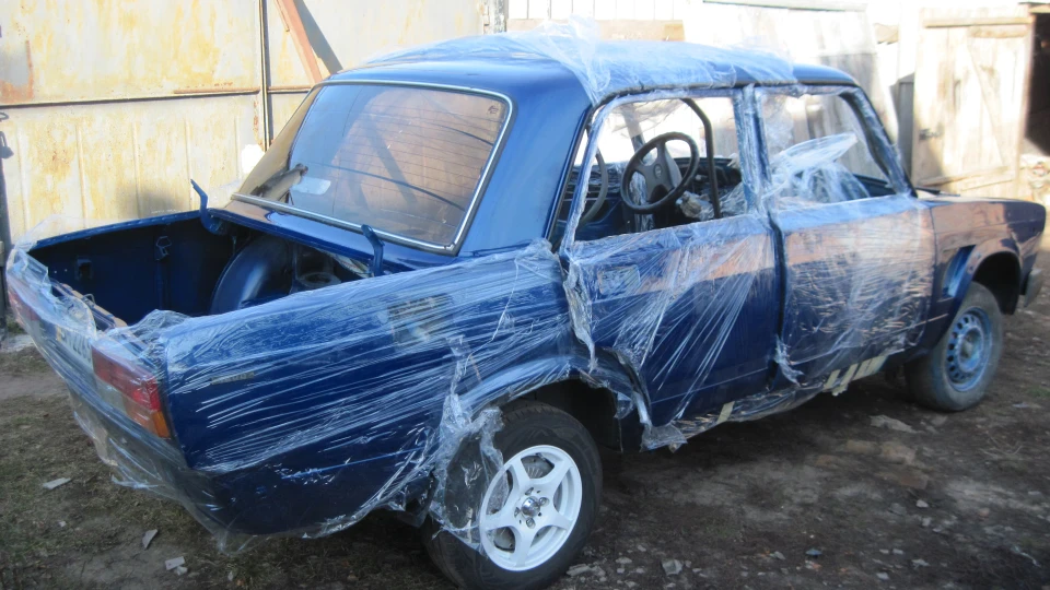 Lada 2107 2