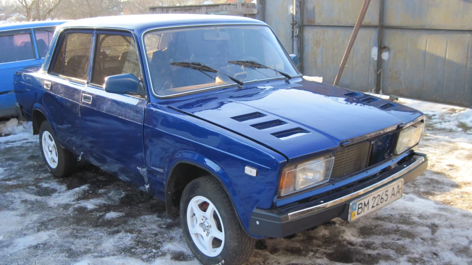 Lada 2107 5