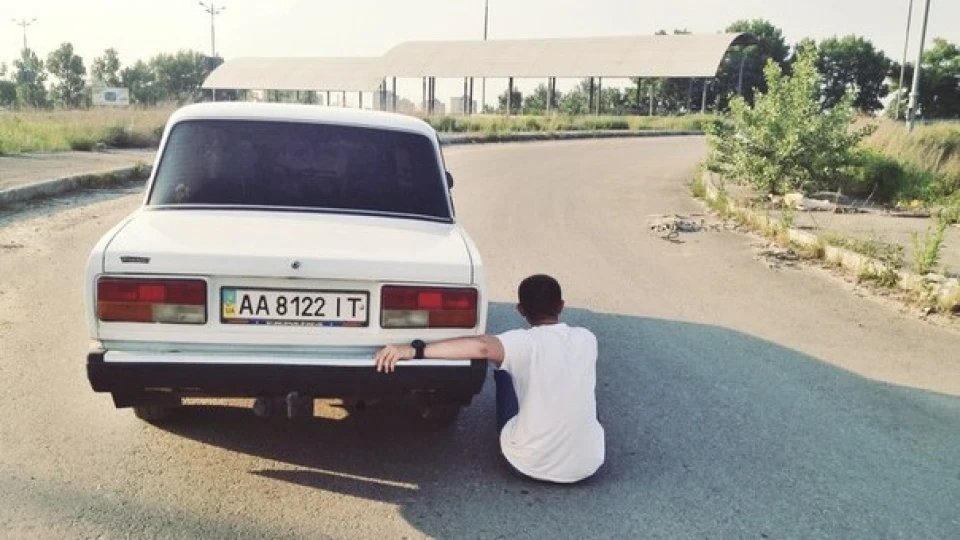 Lada 2107 2