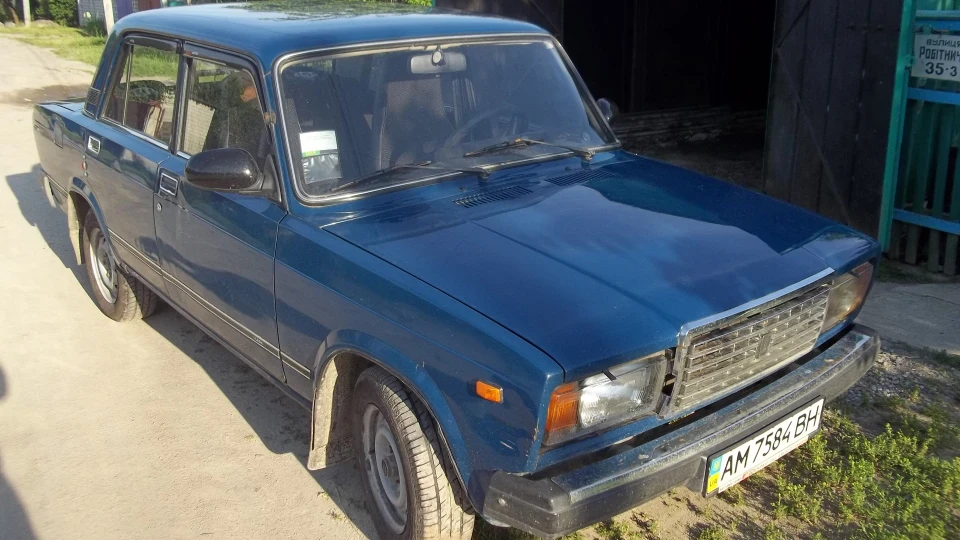 Lada 2107 3