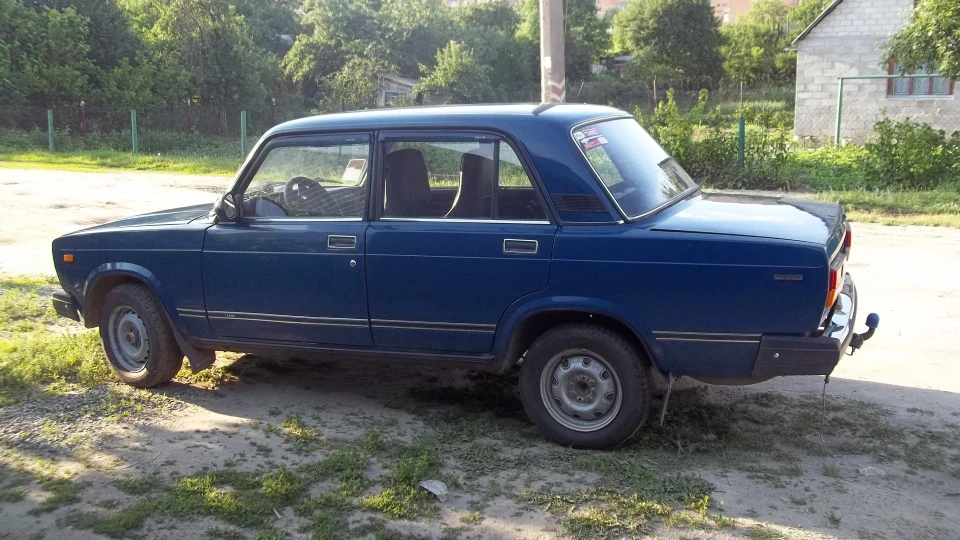 Lada 2107 5