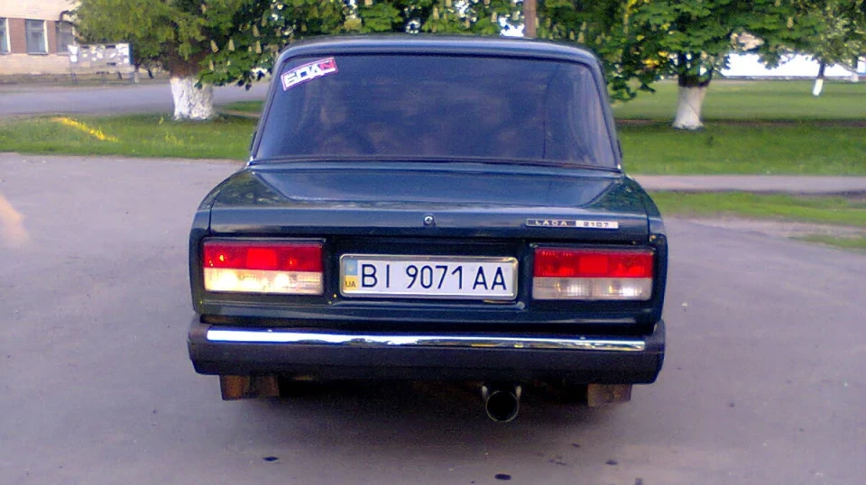 Lada 2107 3