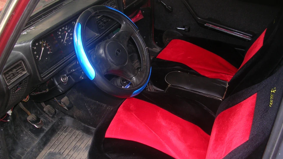 Lada 2107 2
