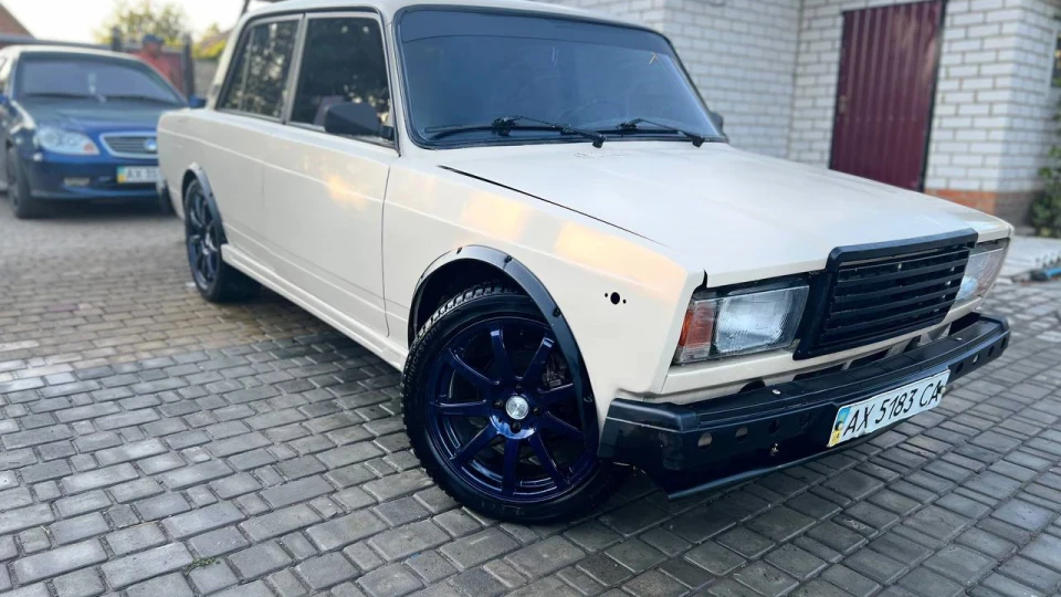 Lada 2107