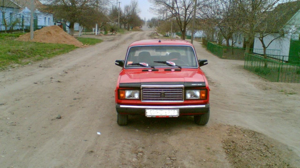 Lada 2107 2