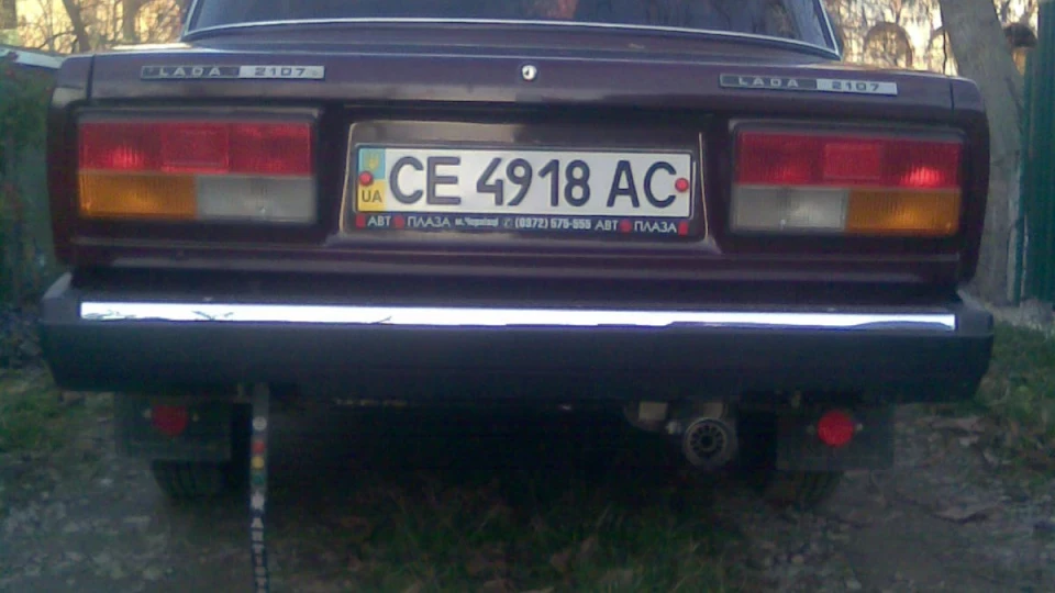 Lada 2107 4
