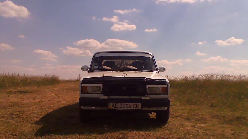 Lada 2107 2