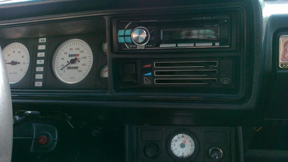 Lada 2107 2