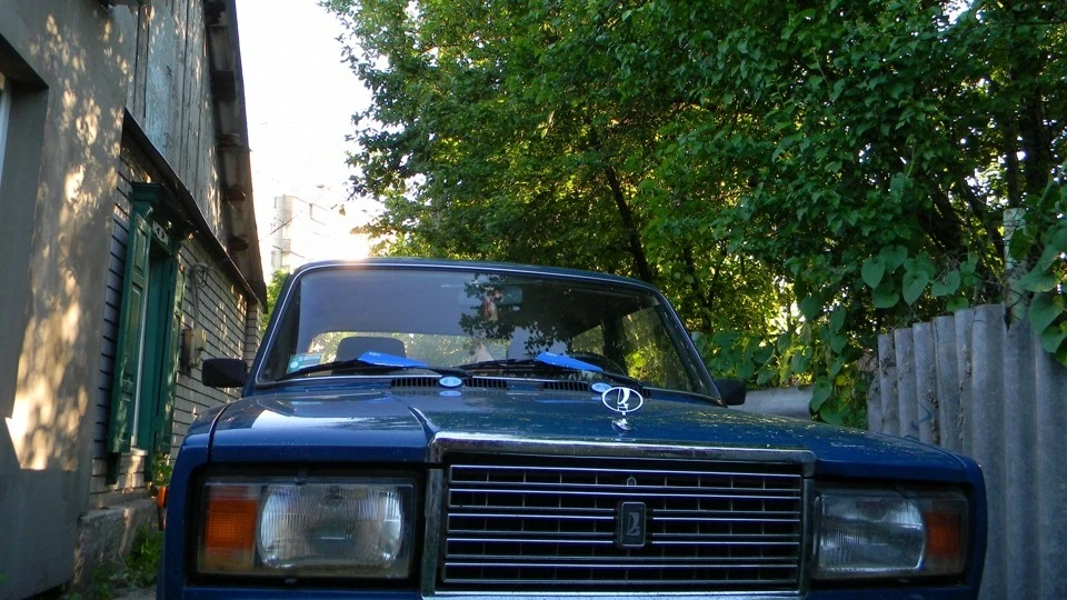 Lada 2107 2