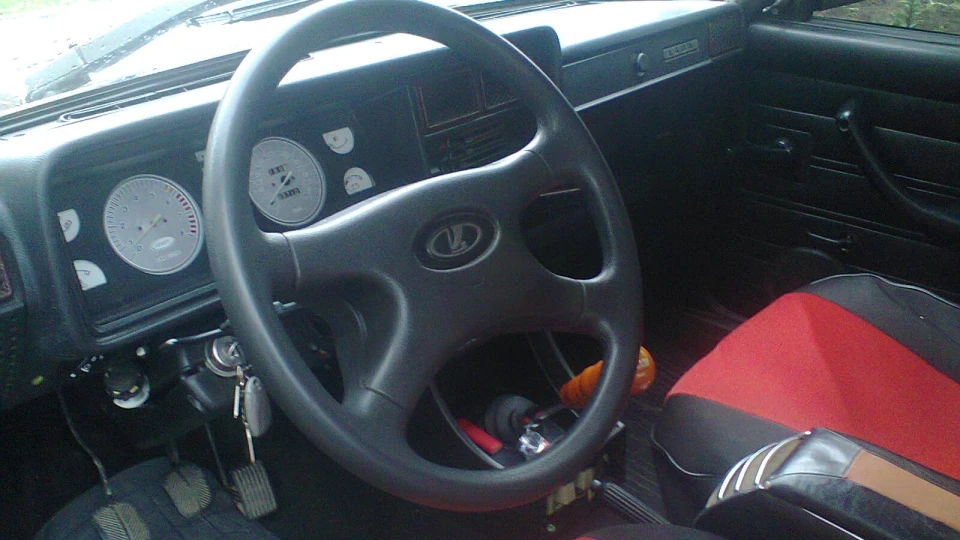 Lada 2107 3