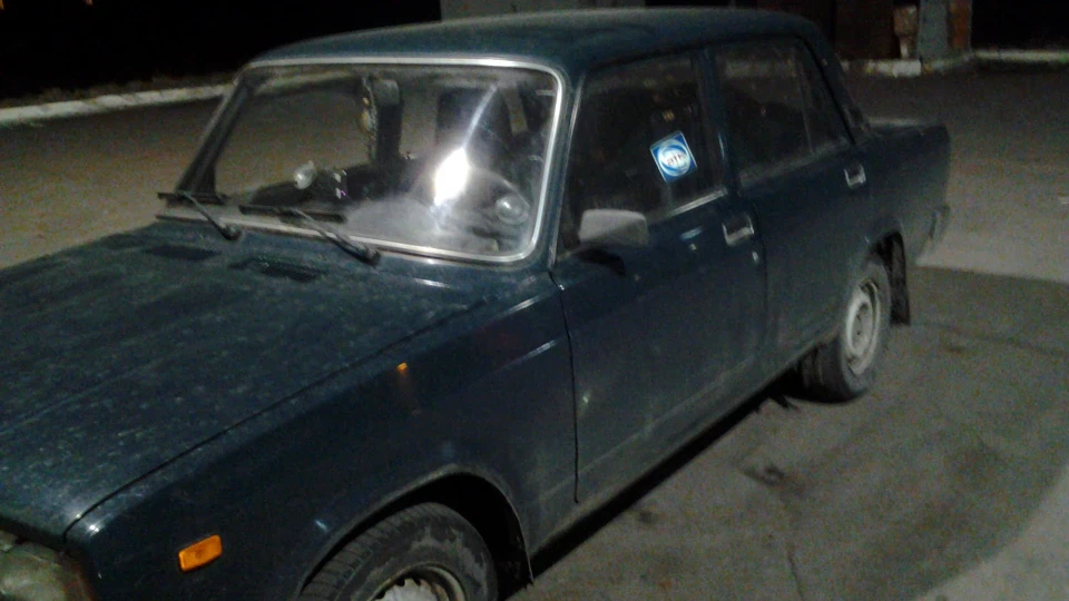 Lada 2107 4