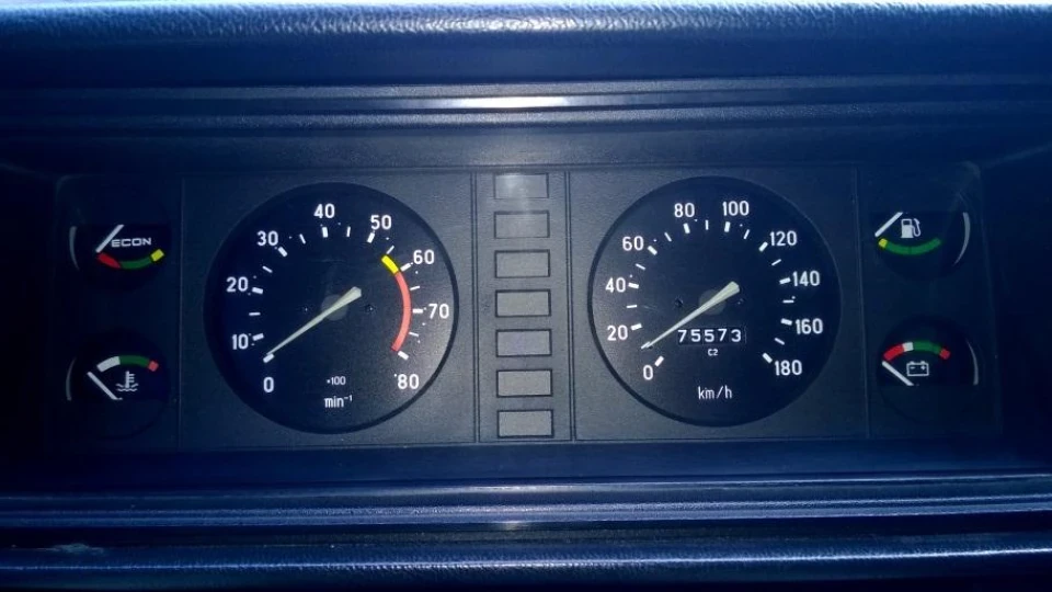 Lada 2107 4