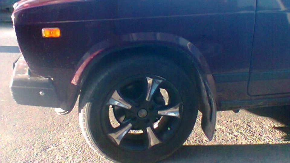Lada 2107 2