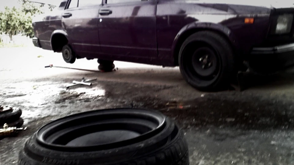 Lada 2107 4