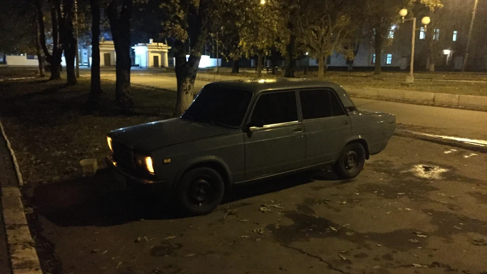 Lada 2107 2