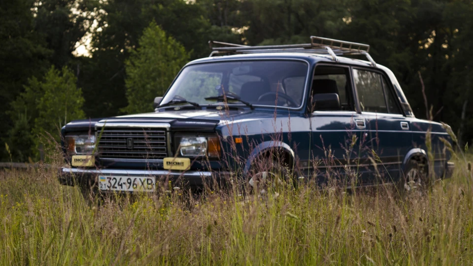Lada 2107 4