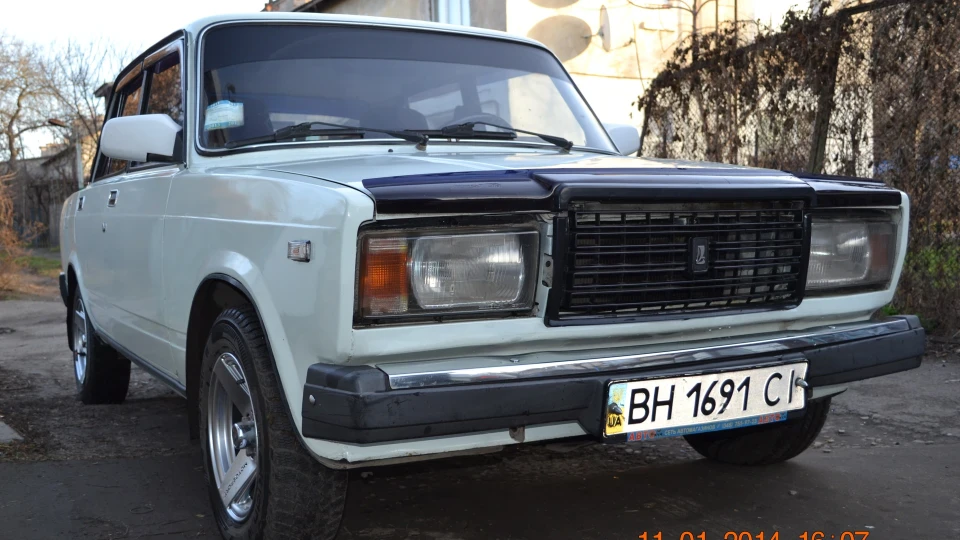 Lada 2107 3
