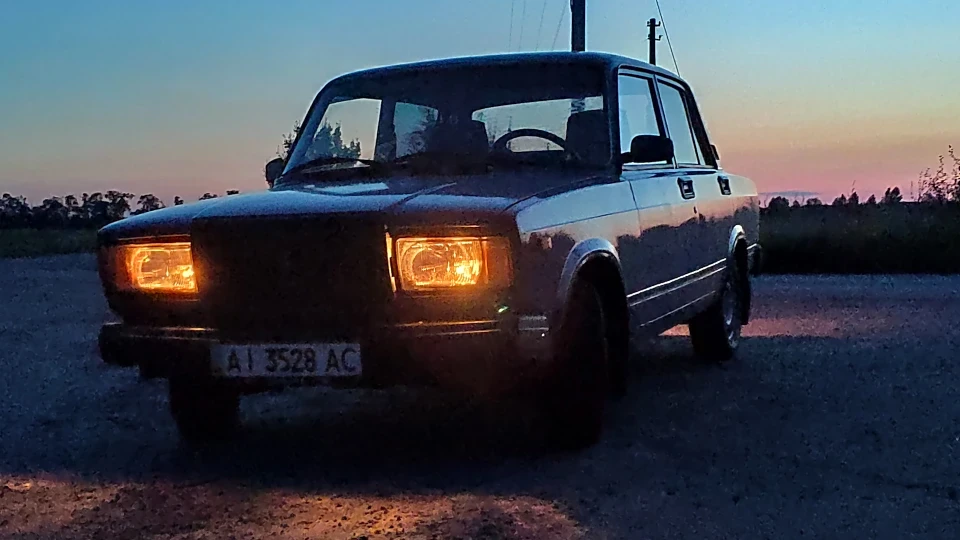 Lada 2107 3