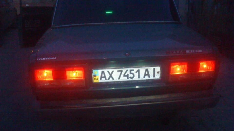 Lada 2107 3