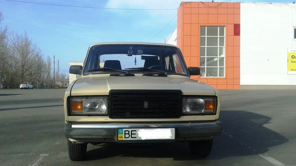 Lada 2107 2