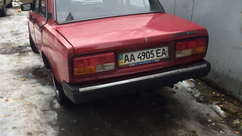 Lada 2107 2