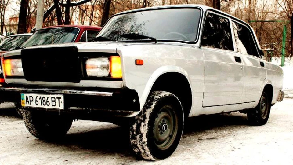 Lada 2107 2