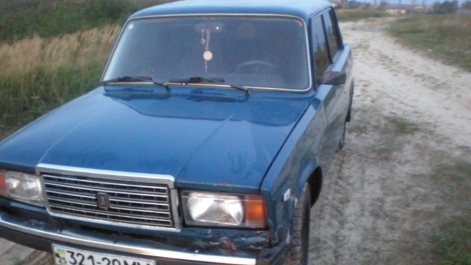 Lada 2107 2