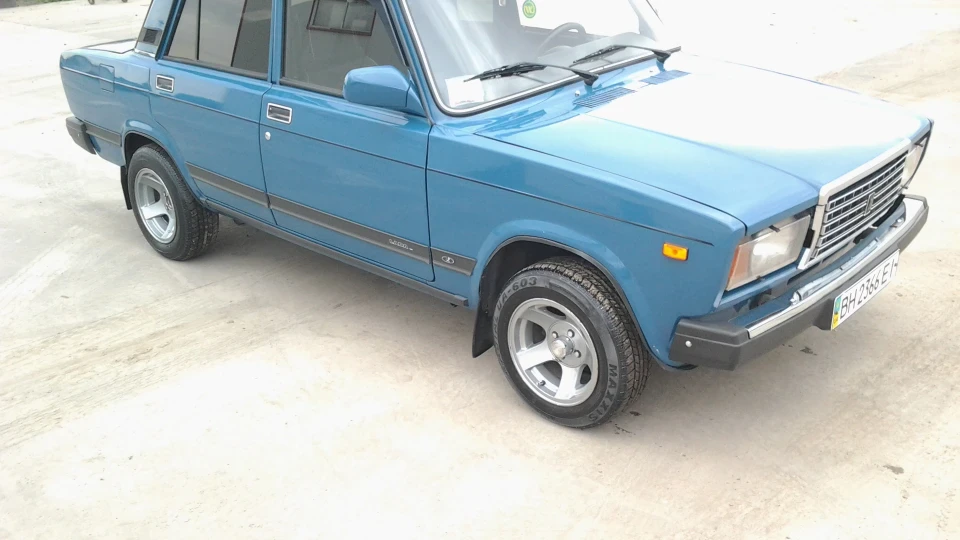 Lada 2107 3
