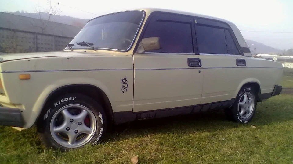 Lada 2107 5