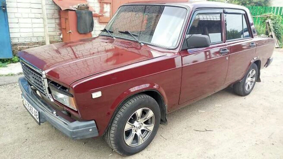 Lada 2107 2