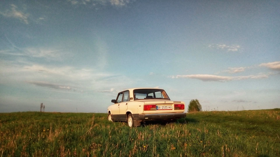 Lada 2107 2