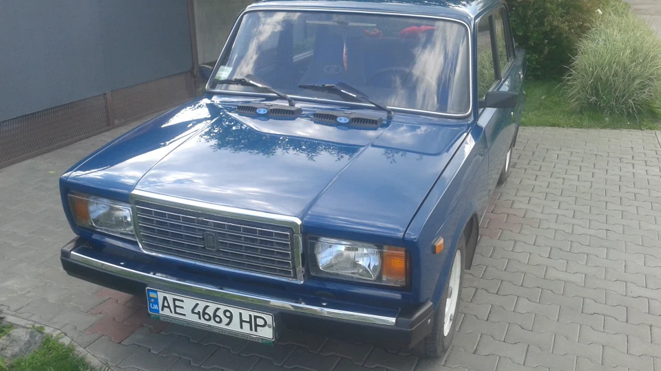 Lada 2107 3
