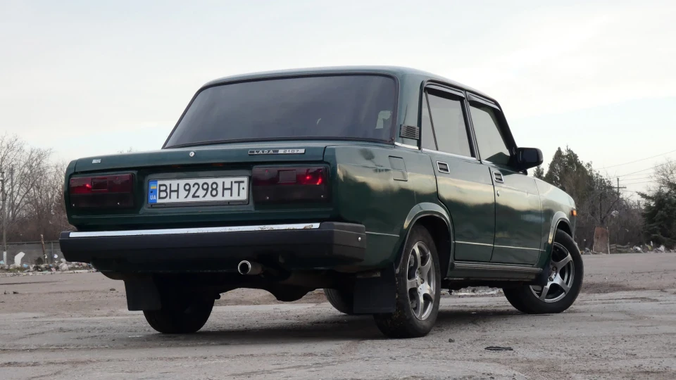 Lada 2107 3