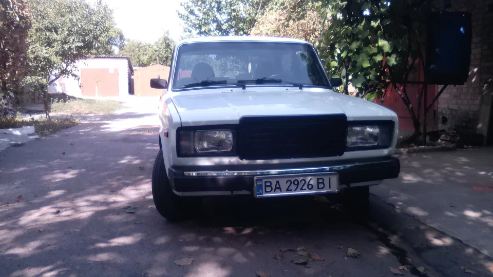 Lada 2107 4
