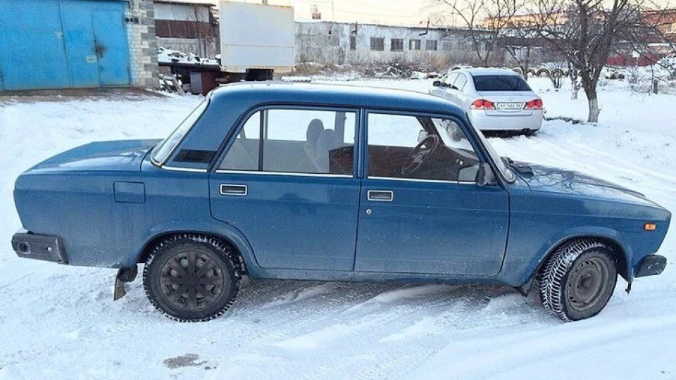 Lada 2107 5