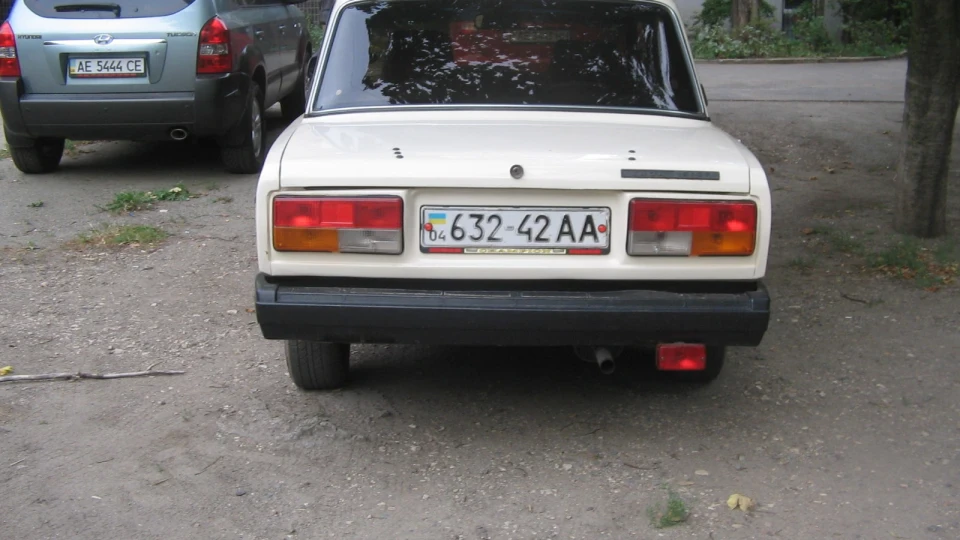 Lada 2107 3