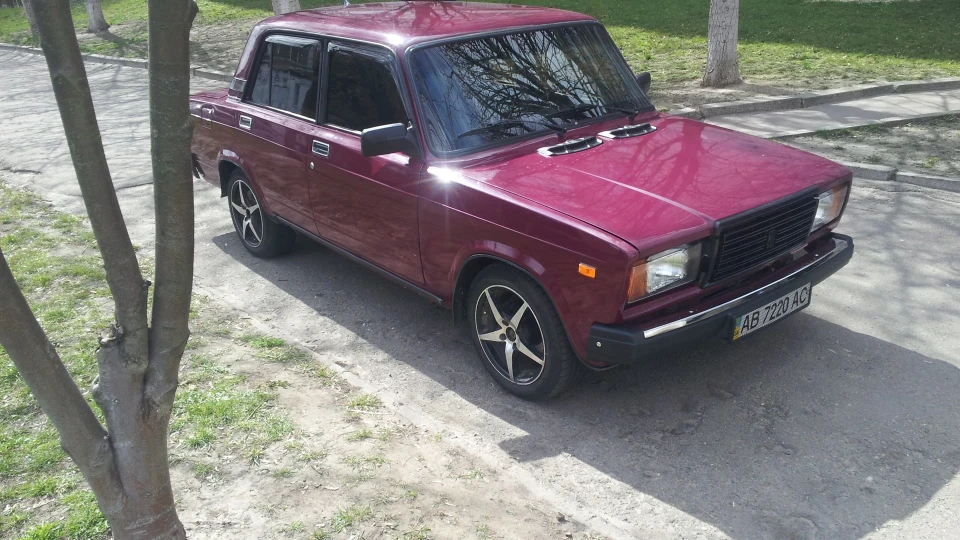 Lada 2107 3