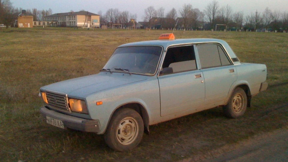 Lada 2107 3