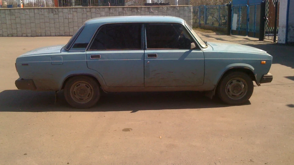 Lada 2107 5