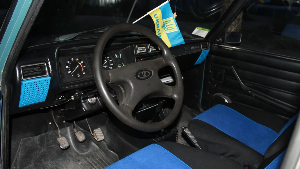 Lada 2107 3