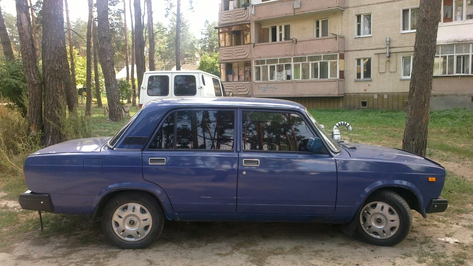 Lada 2107 5