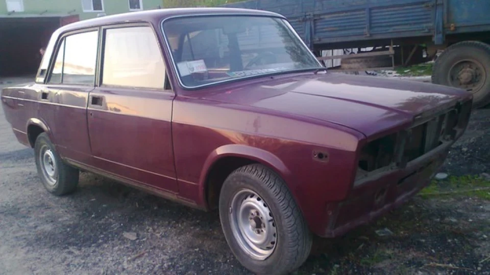 Lada 2107 5