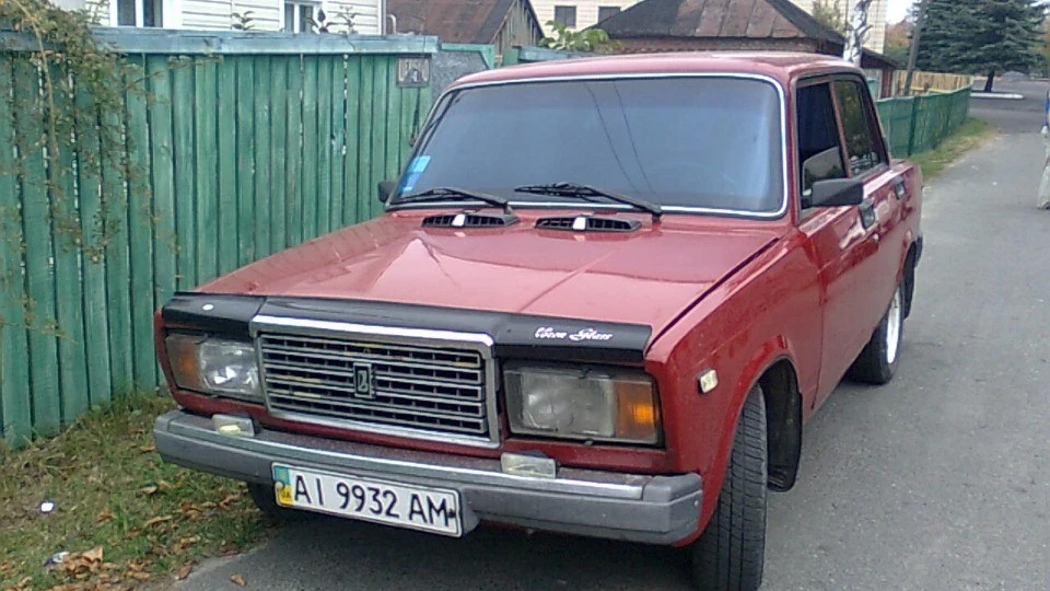 Lada 2107 2