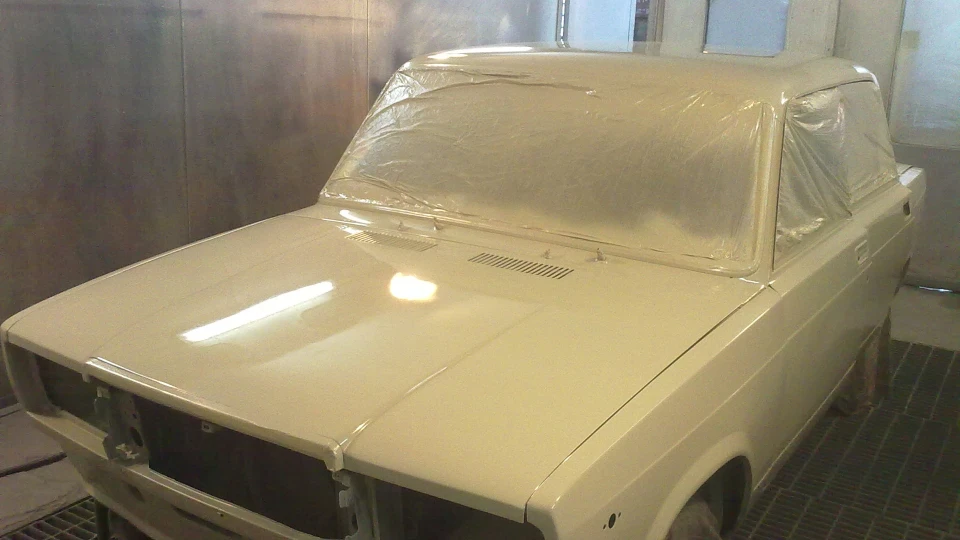 Lada 2107 2