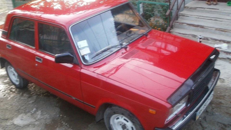 Lada 2107 2
