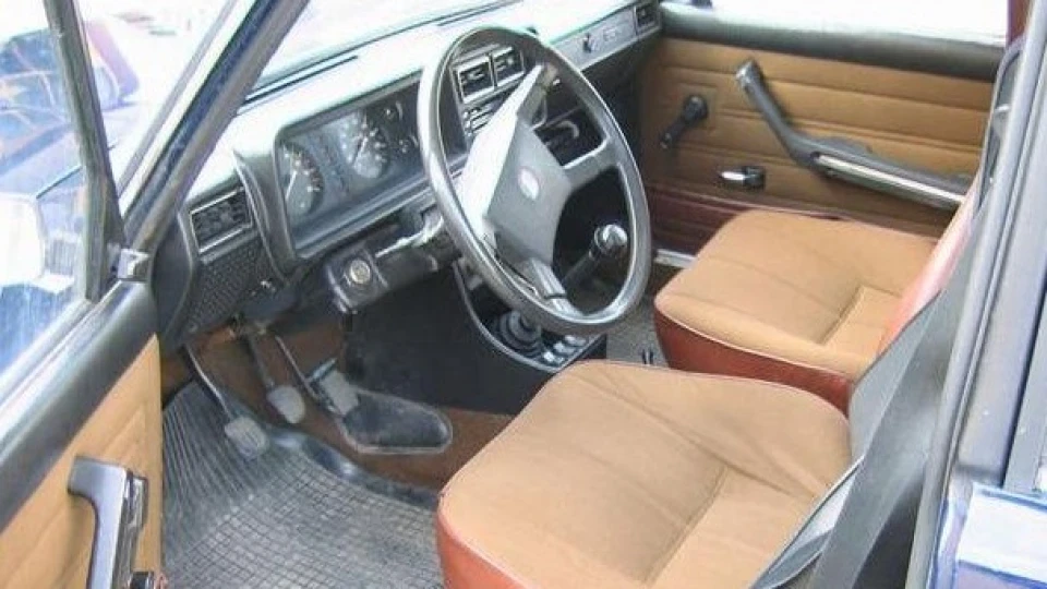 Lada 2107 2