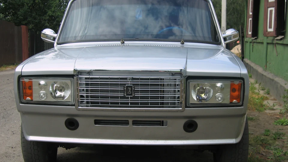 Lada 2107 2