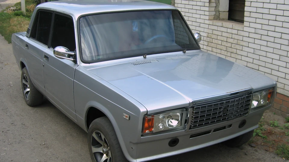 Lada 2107 3