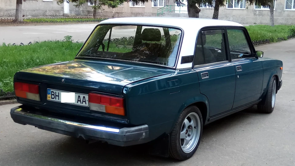 Lada 2107 1,6 карб 2