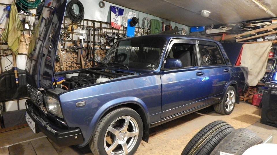 Lada 2107 1.9i 16v 21128-21179 2